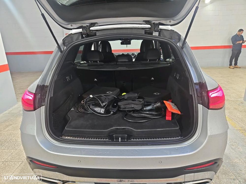 Mercedes-Benz GLC 300 e 4Matic - 11