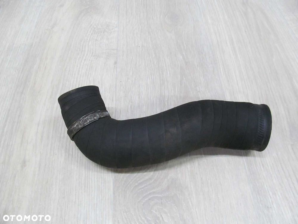VOLVO S60 V70 XC 2.4 D5 RURA PRZEWOD INTERCOOLERA 30636856 - 2