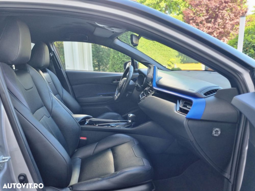 Toyota C-HR Lounge - 16