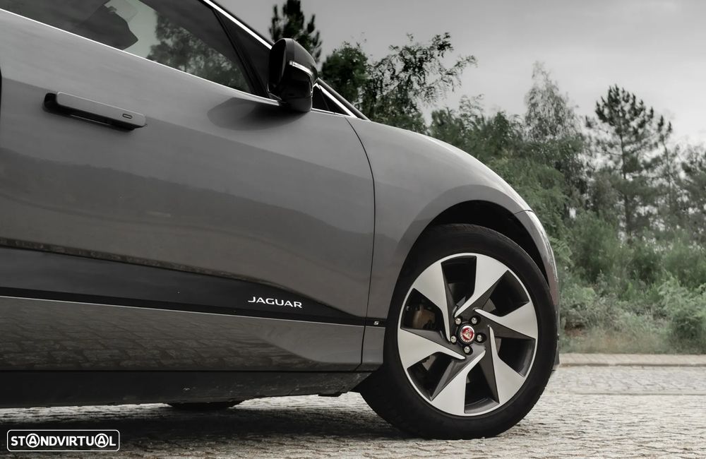 Jaguar I-Pace - 11