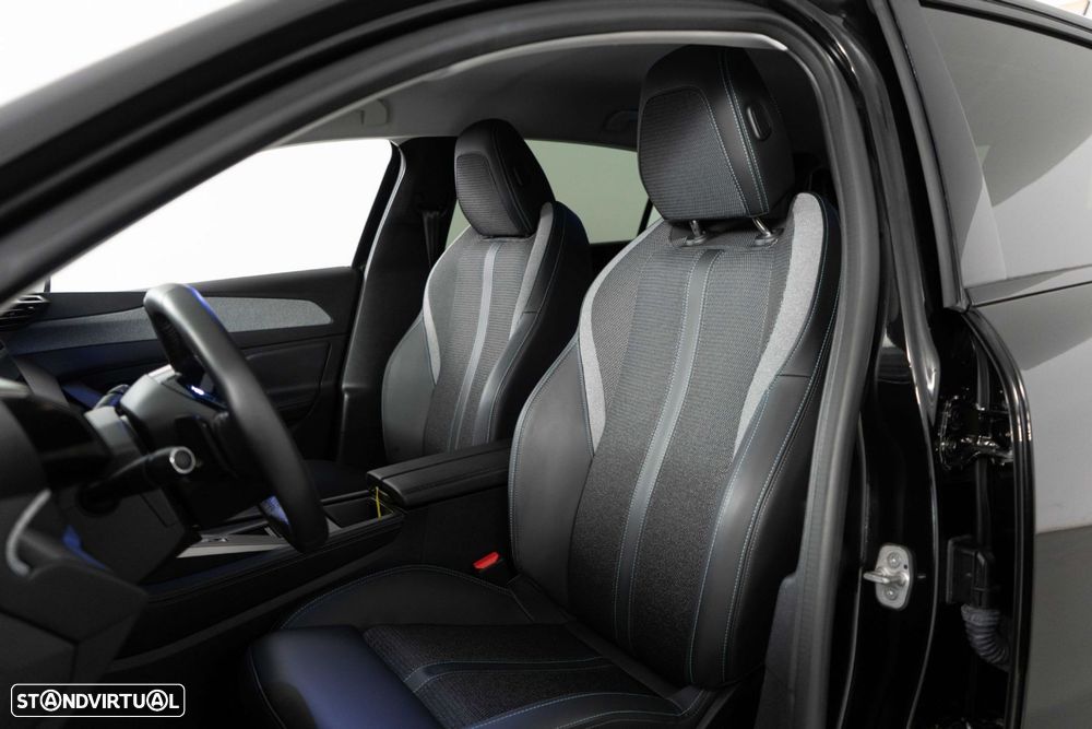 Peugeot 308 1.2 PureTech Allure EAT8 - 8