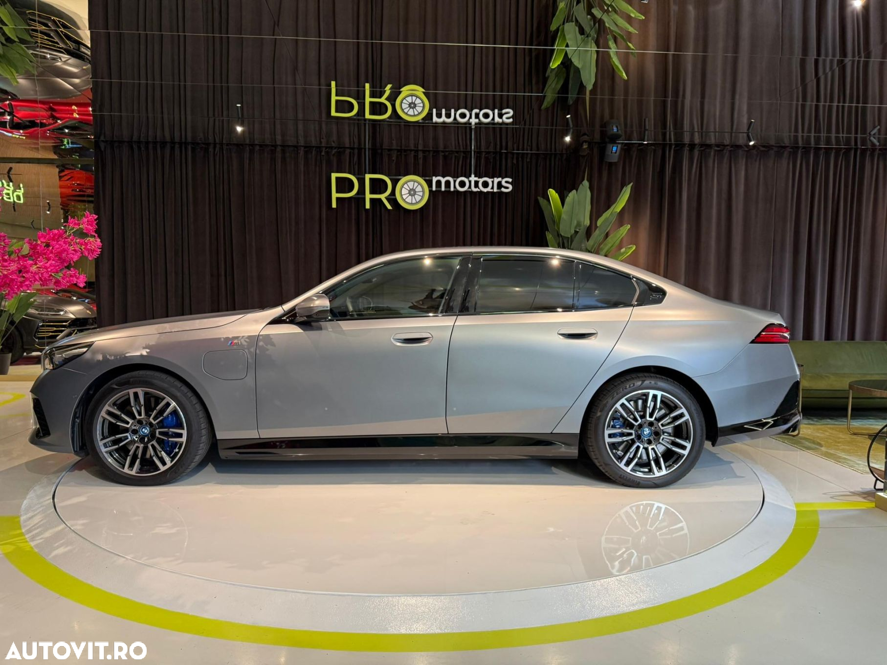 BMW Seria 5 550e xDrive AT PHEV - 5