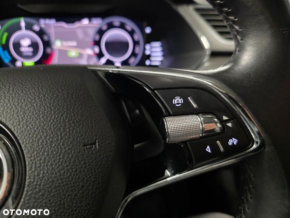 Skoda Superb 1.4 TSI Plug-In Hybrid Style DSG - 33