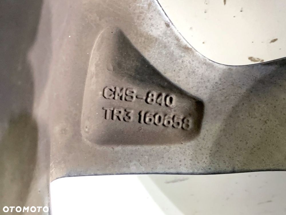 FELGA ALUMINIOWA 16 6,5j 5x114,3 CENTR 64,1 ET45  HONDA - 4