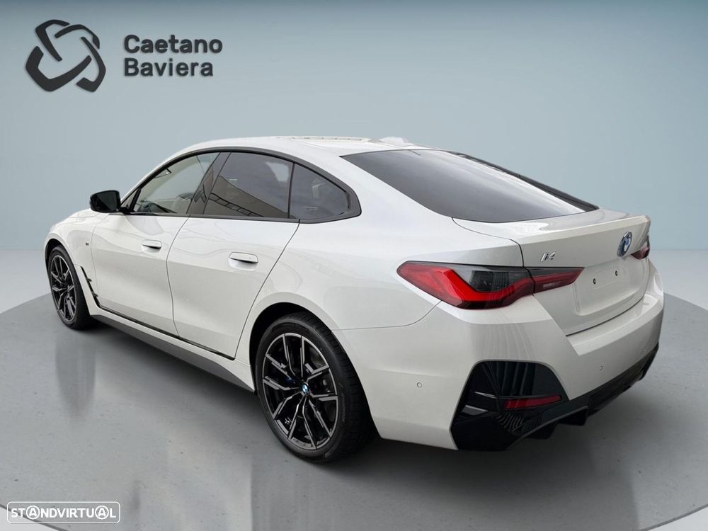 BMW i4 eDrive40 Pack Desportivo M - 2