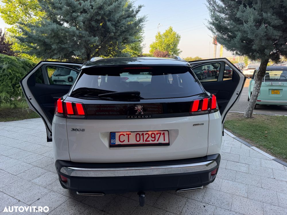 Peugeot 3008 1.2 PureTech 130 EAT8 GT - 31