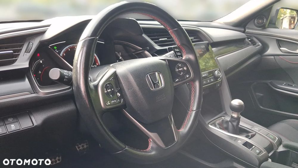 Honda Civic 1.0 T Comfort Sport Line - 21