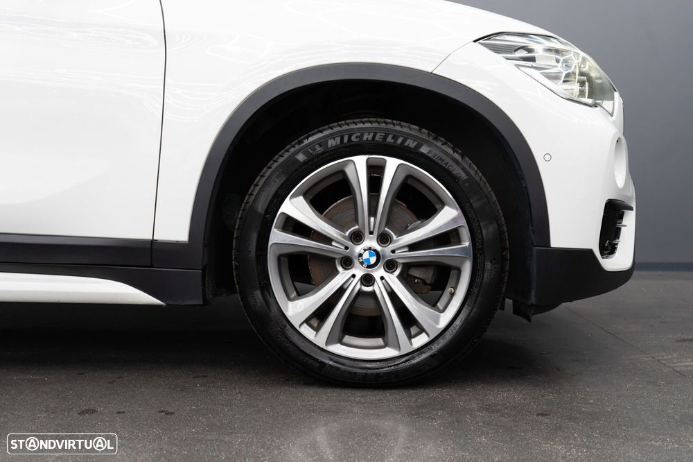 BMW X1 18 d sDrive Line Sport - 11
