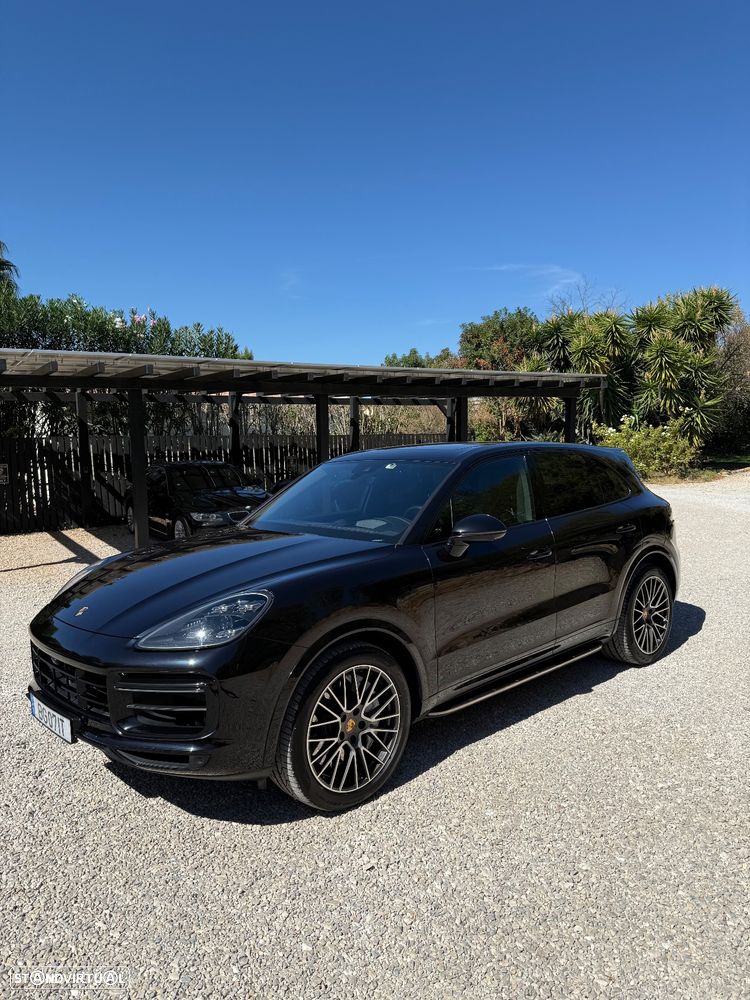 Porsche Cayenne Turbo - 4