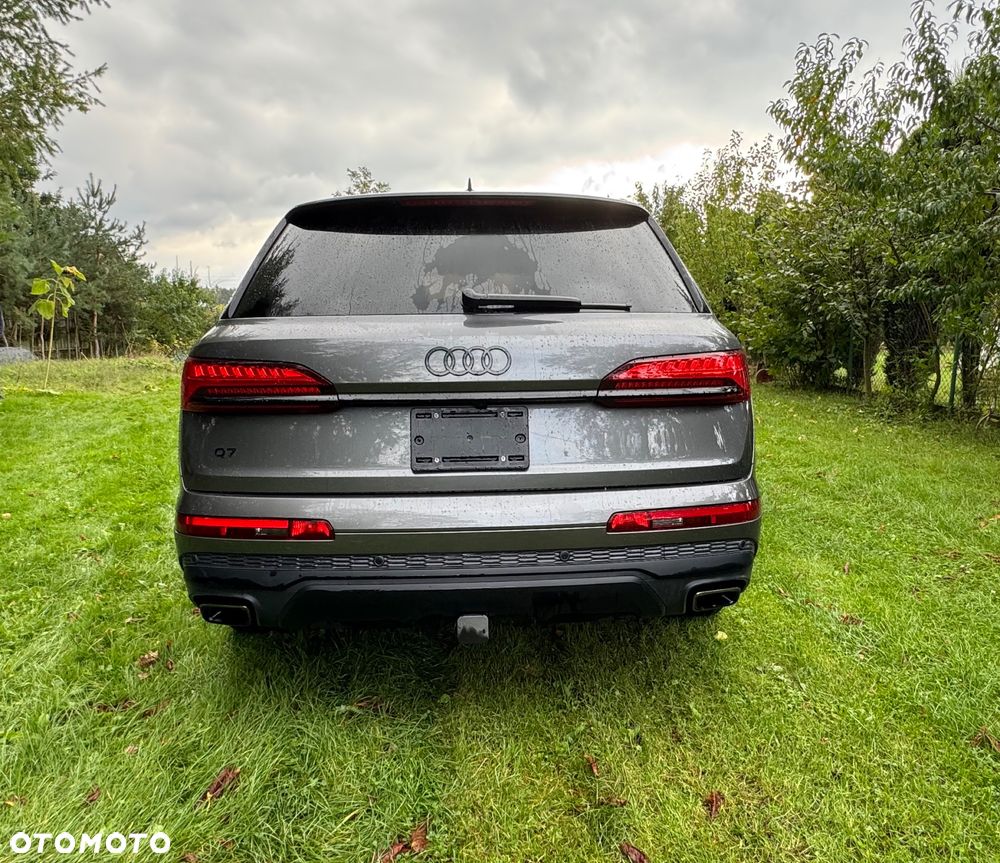 Audi Q7 - 3