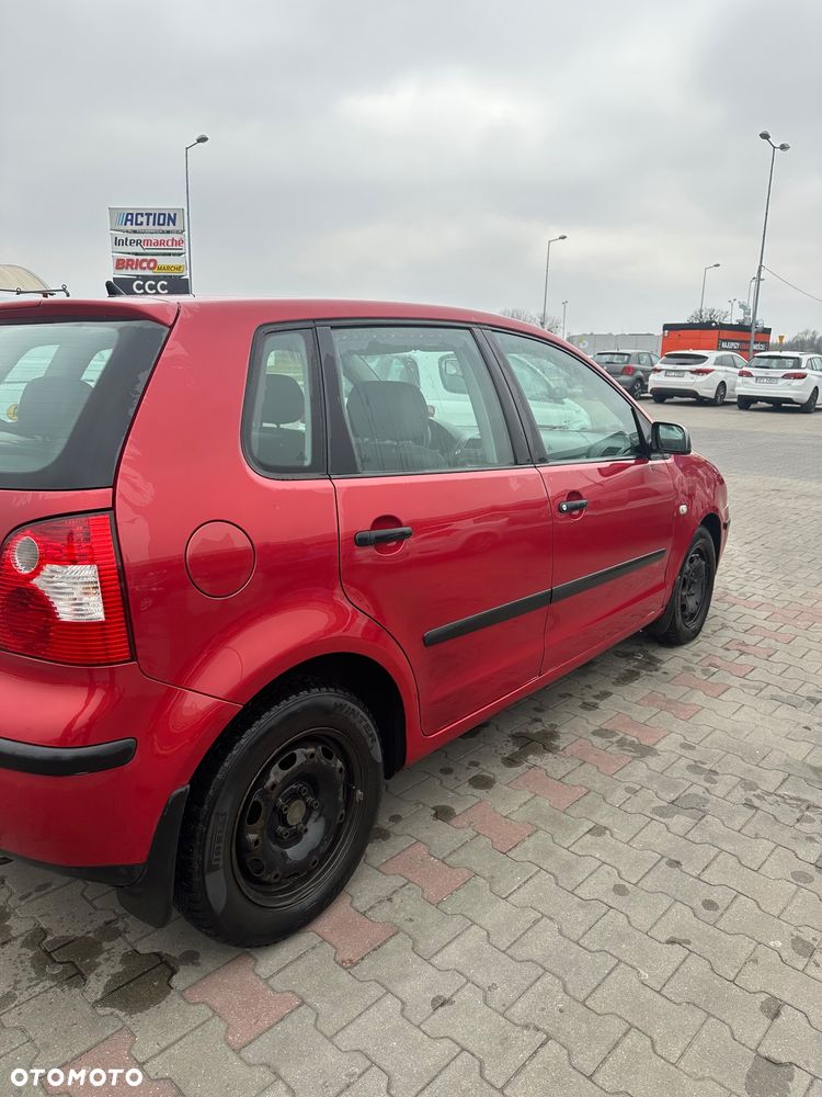 Volkswagen Polo 1.4 16V Trendline - 3
