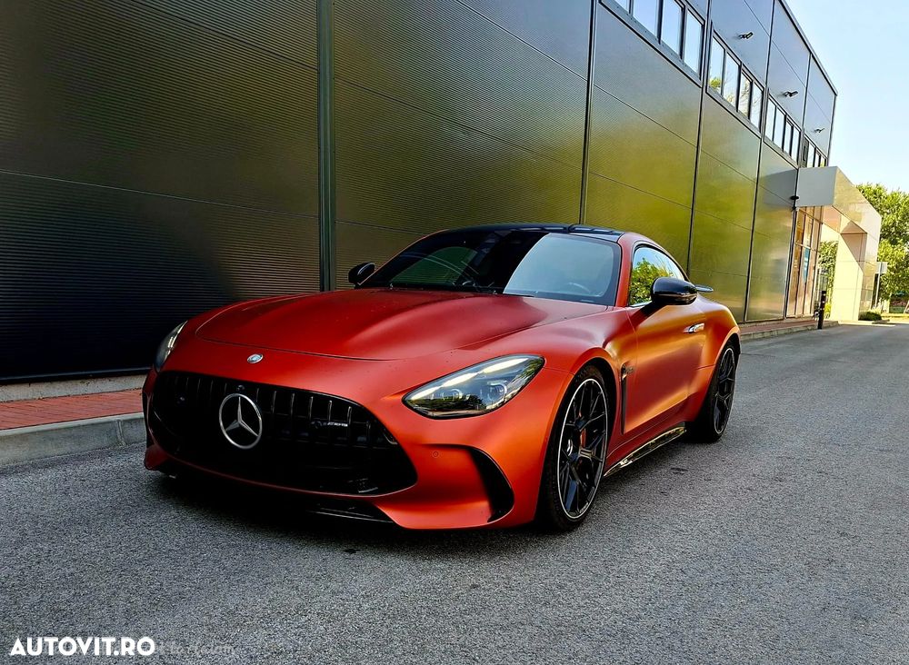 Mercedes-Benz AMG GT R - 1