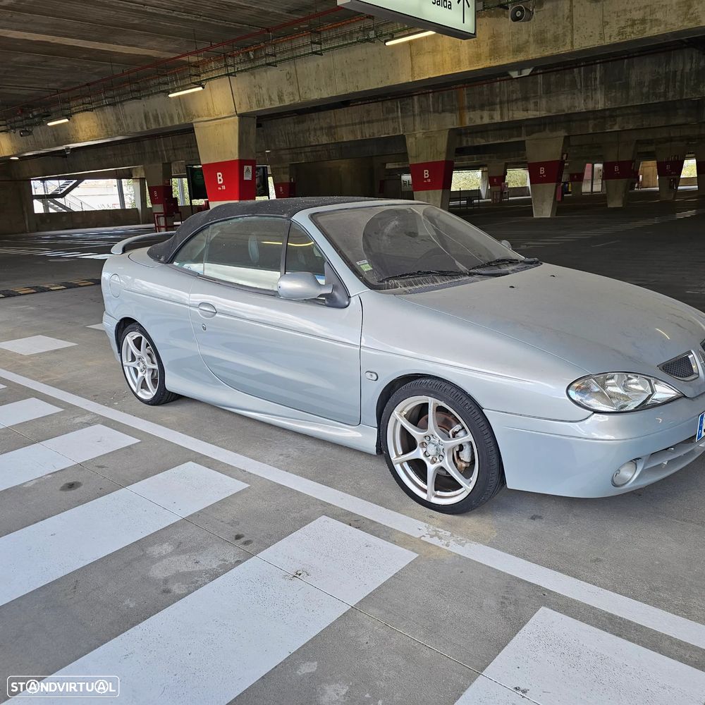Renault Mégane Cabrio ver-1-4-16v-privil-ge - 6