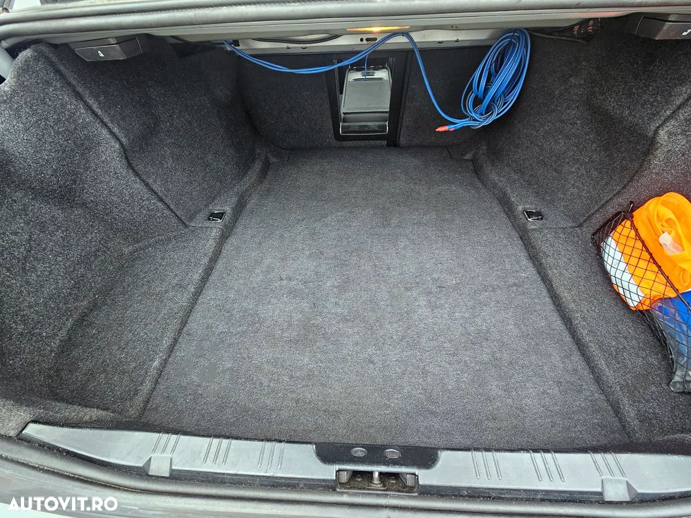 BMW Seria 5 520d Edition Fleet Exclusive - 16