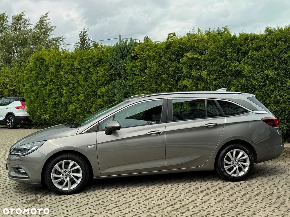 Opel Astra 1.6 D (CDTI) Start/Stop Innovation - 9