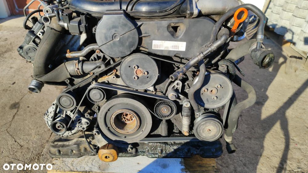 silnik kompletny 3.0 TDI BKN 204KM do Audi A4 B7 04-08r Audi A6 C6 04-08r, Q7 -po postoju kręci nie odpala, wcześniej odpalał bez problemu. - 3