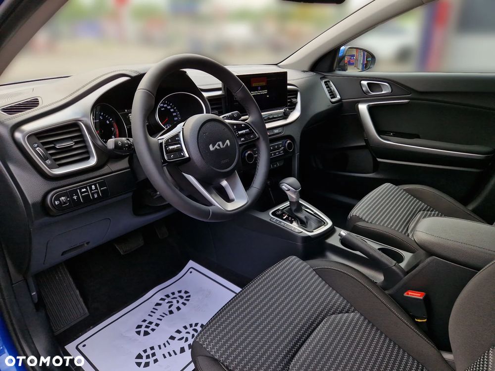 Kia XCeed - 8