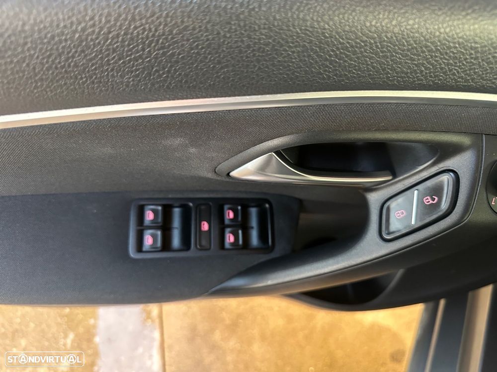 VW Polo 1.4 TDi Connect - 12