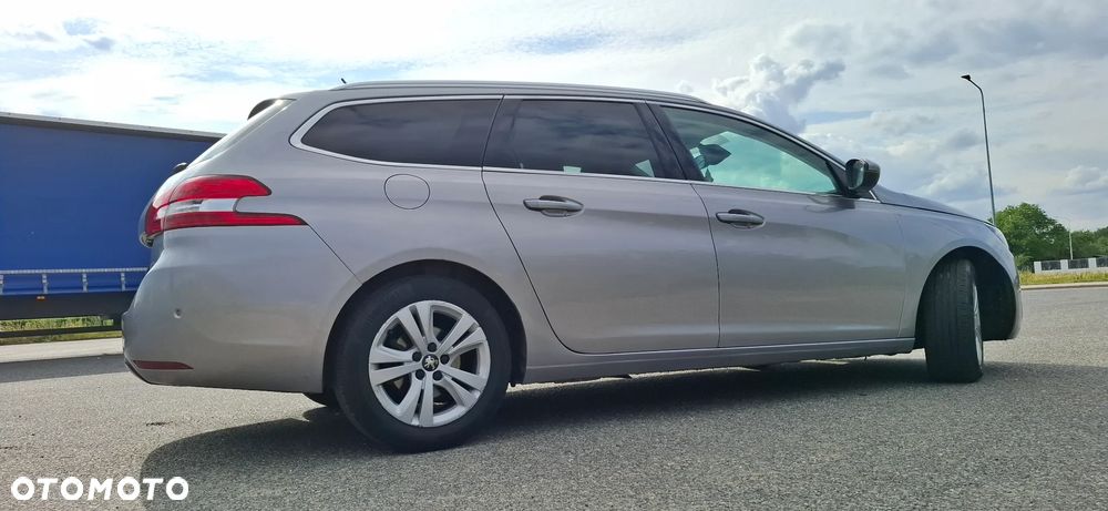 Peugeot 308 BlueHDi 150 Automatik Stop & Start Allure - 5