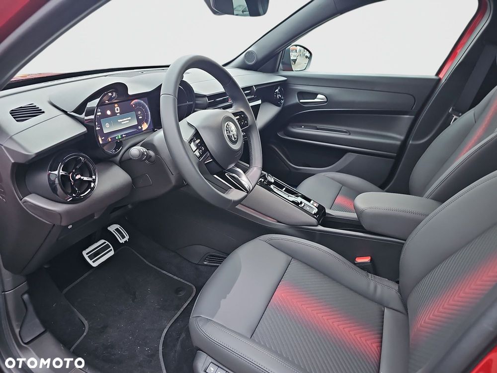 Alfa Romeo Junior 1.2 mHEV Ibrida eDCT - 10