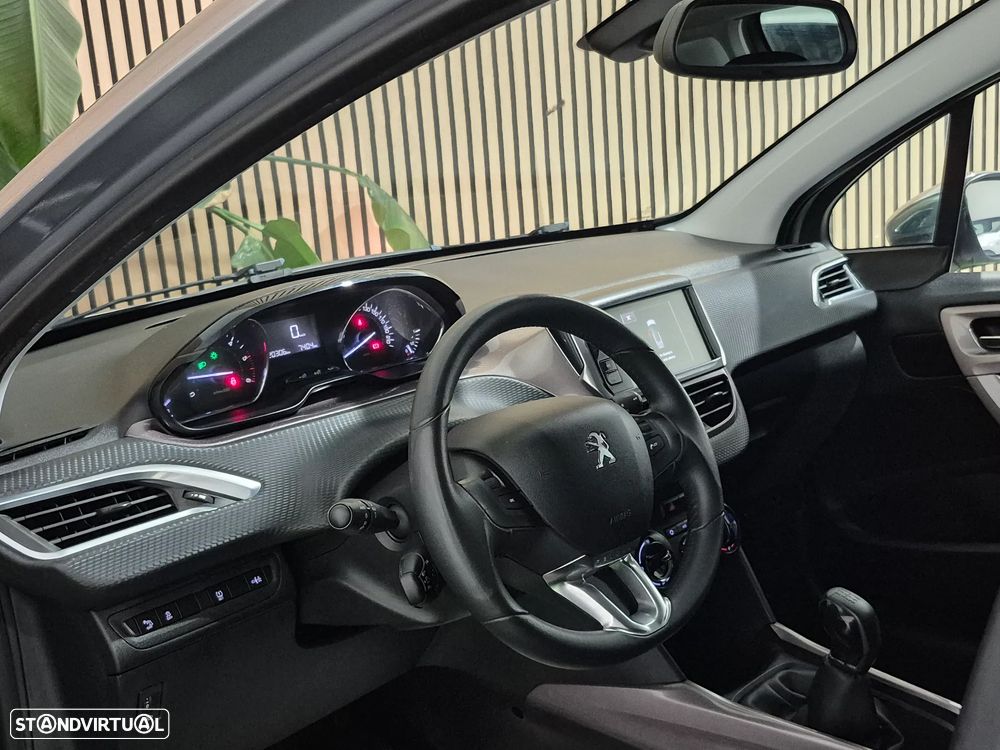 Peugeot 2008 1.4 HDi Allure - 28