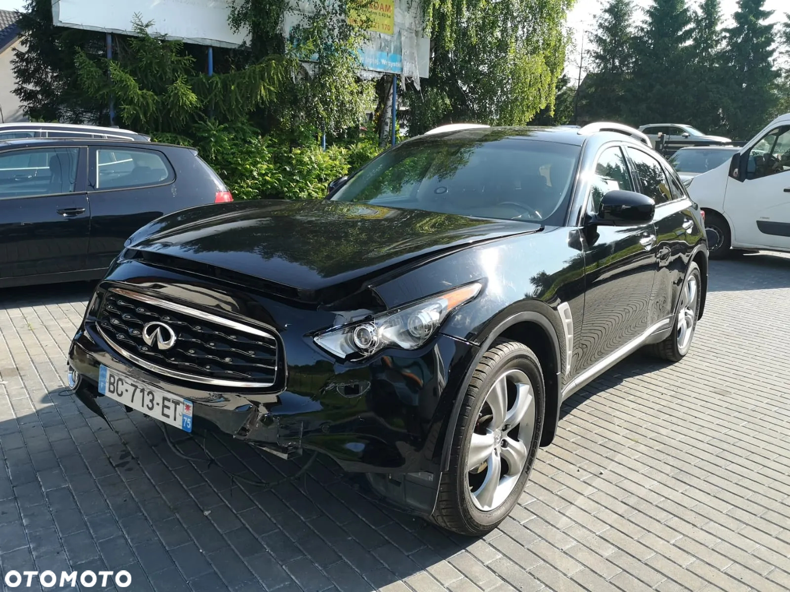 Infiniti FX FX35 - 26