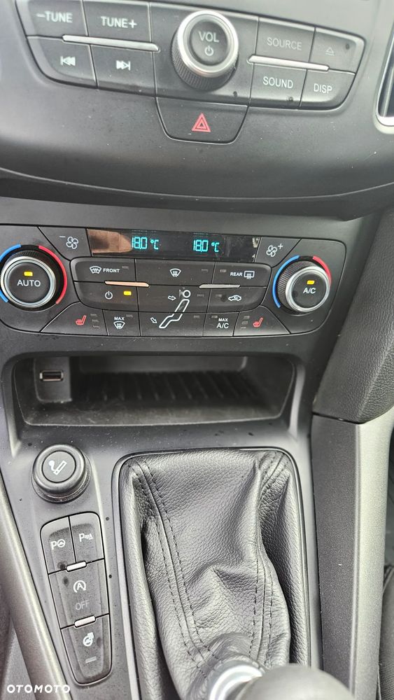 Ford Focus 1.0 EcoBoost Start-Stopp-System TITANIUM X - 15