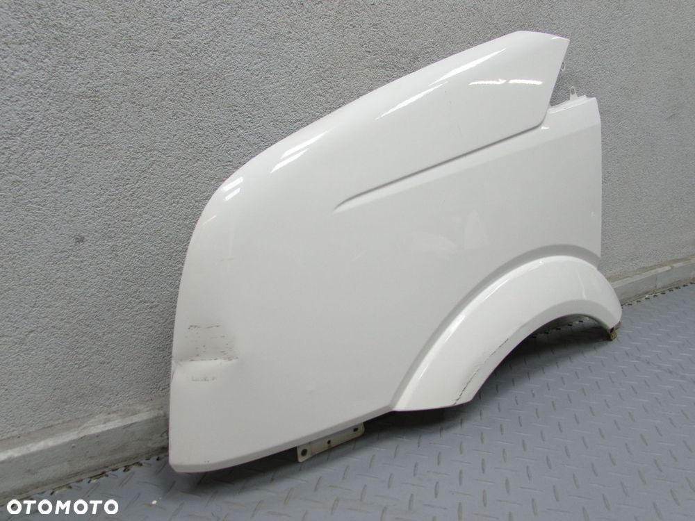 VW CRAFTER 2E 06-16 BLOTNIK PRZOD LEWY BIALY DO ZALOZENIA - 2