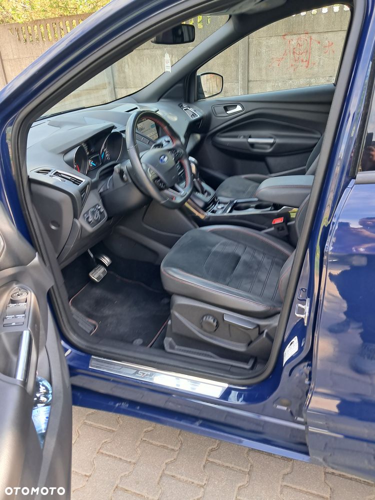 Ford Kuga 2.0 TDCi 4x4 ST-Line - 9