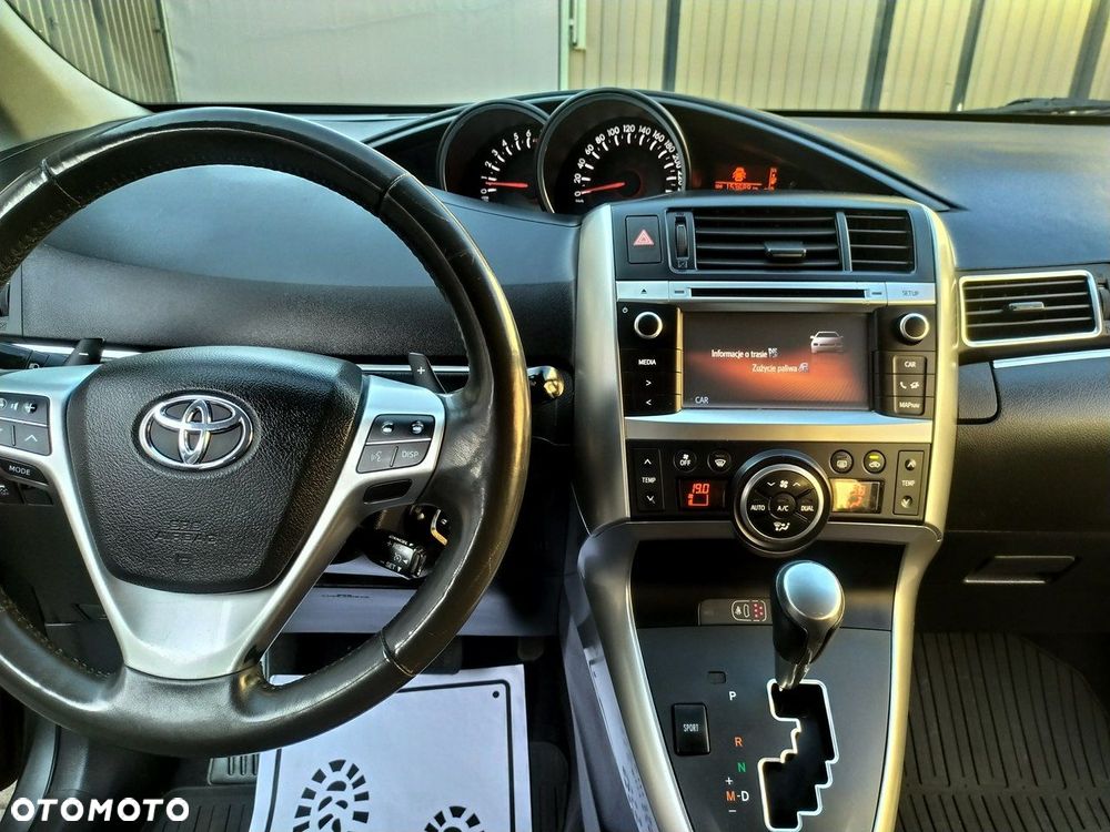 Toyota Verso 1.8 Premium 7os MS - 18