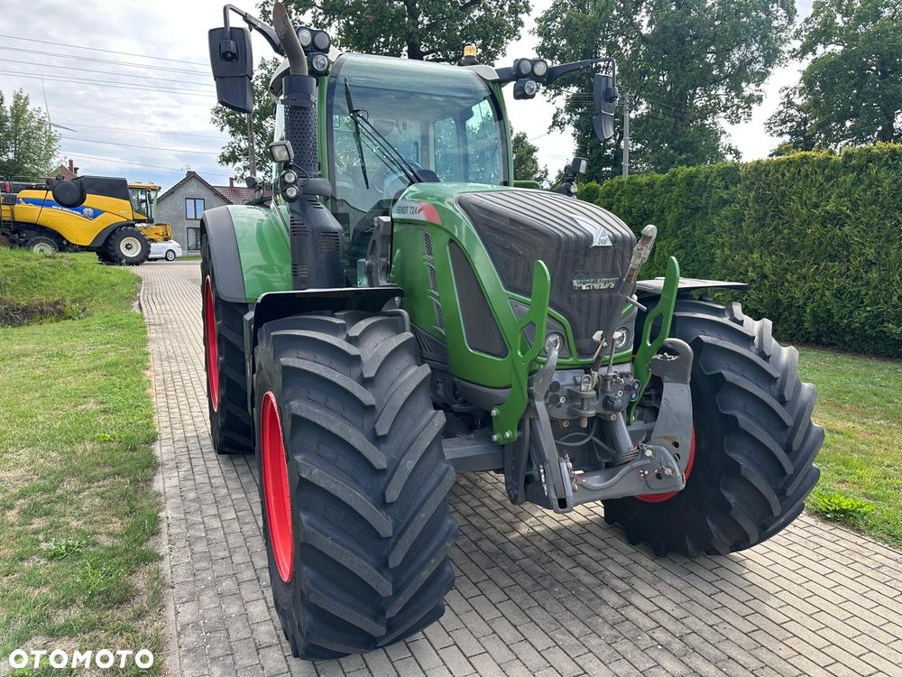 Fendt 724 S4 Vario - 3