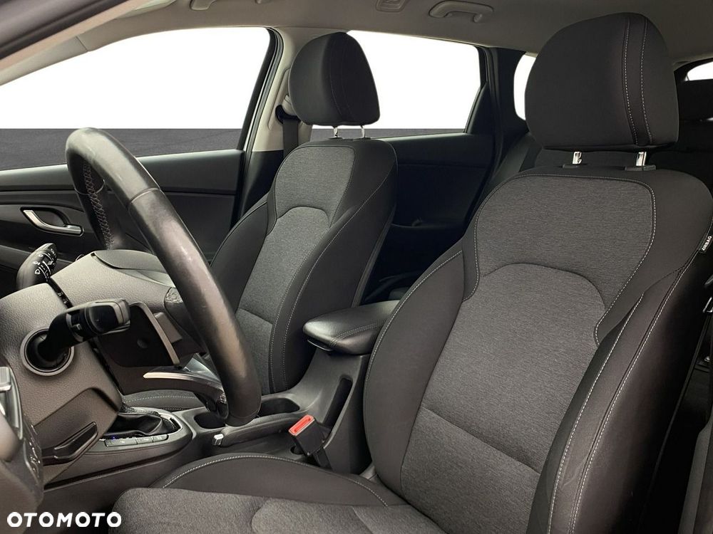 Hyundai i30 - 17