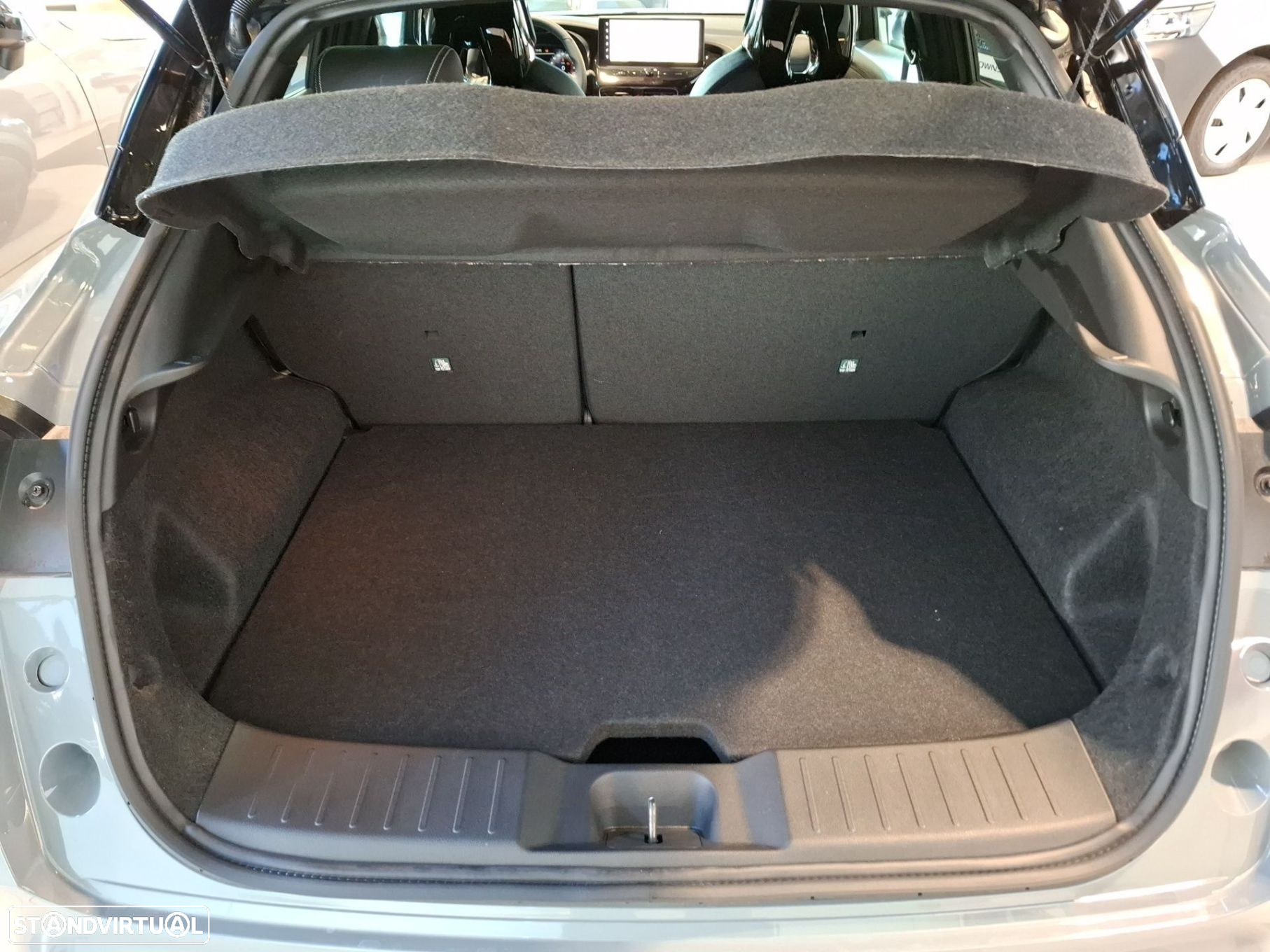 Nissan Juke 1.0 DIG-T Tekna Two Tone DCT - 21