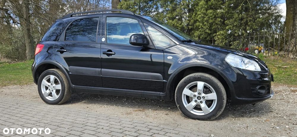 Suzuki SX4 1.6 VVT 4x4 Style - 23