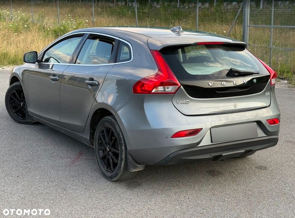 Volvo V40 D2 Summum - 4