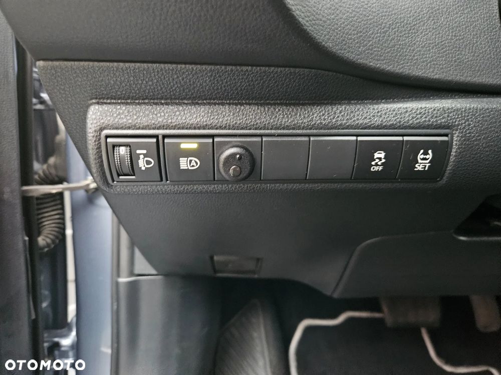 Toyota Corolla 1.8 Hybrid Comfort - 24