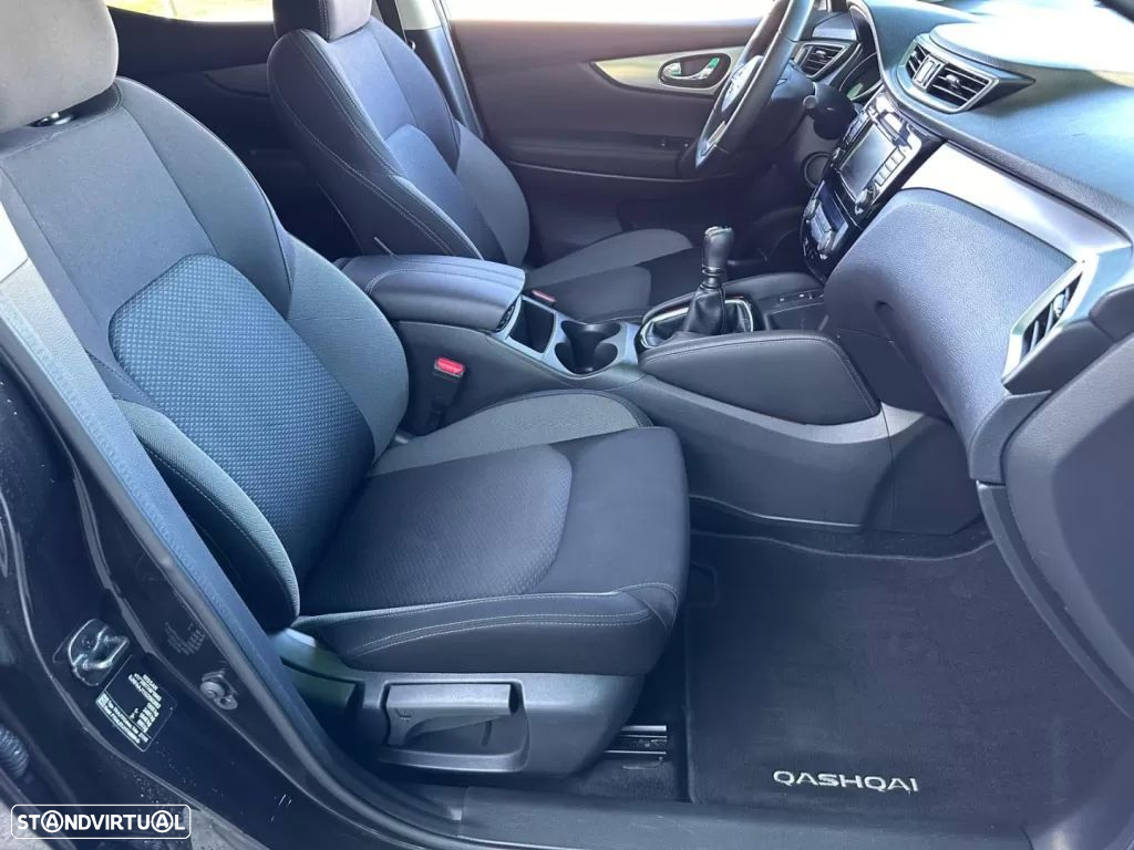 Nissan Qashqai 1.5 dCi N-Connecta J18 - 9