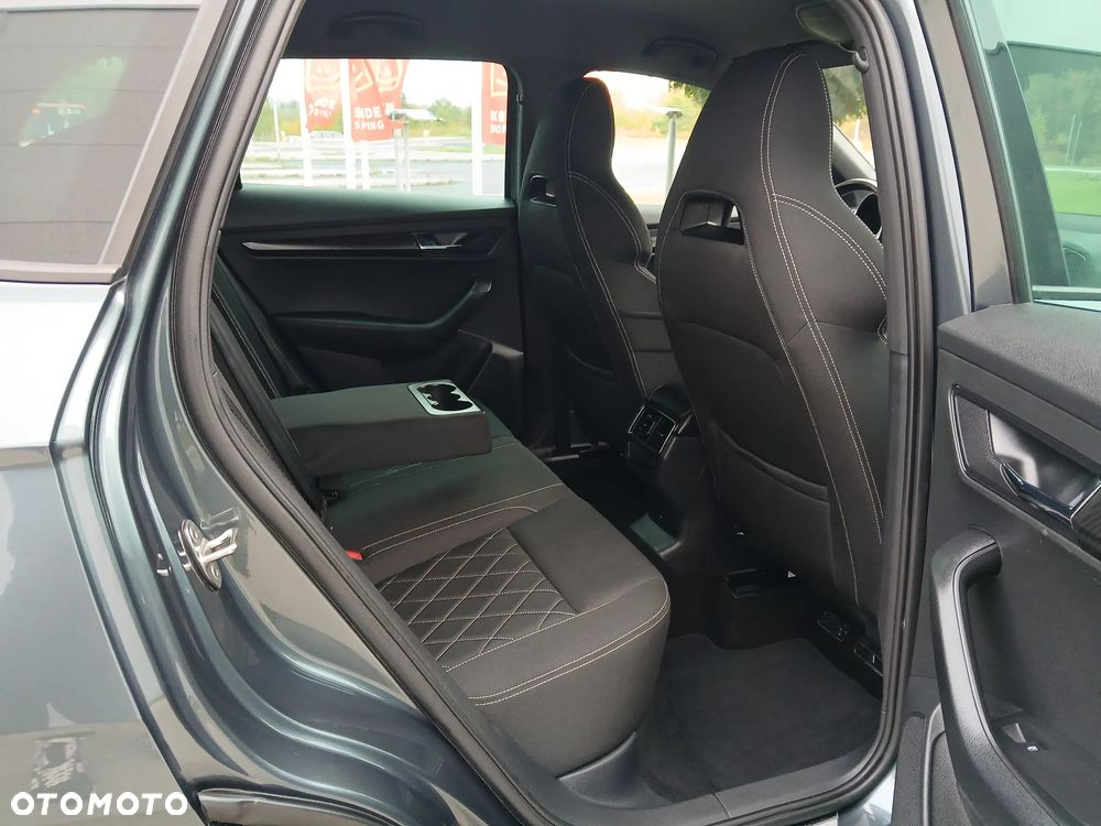 Skoda Karoq 1.5 TSI ACT DSG Sportline - 20