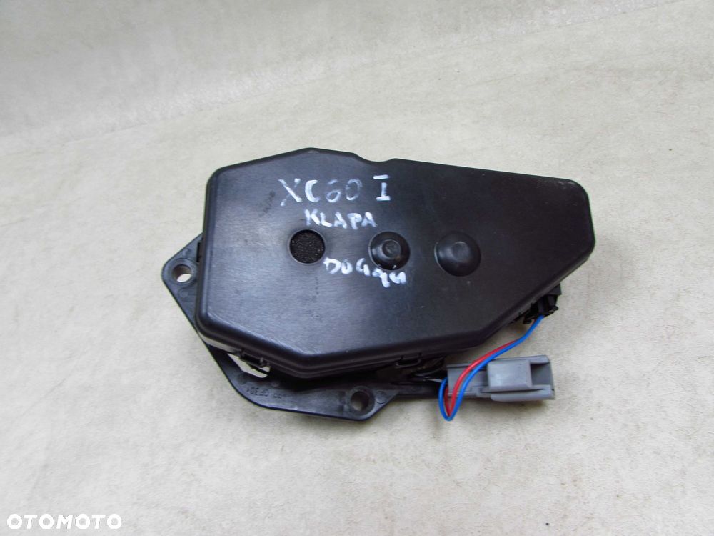 VOLVO XC60 08-17 ZAMEK DOCIAG MODUL KLAPY BAGAZNIKA TYL 31440645 - 1
