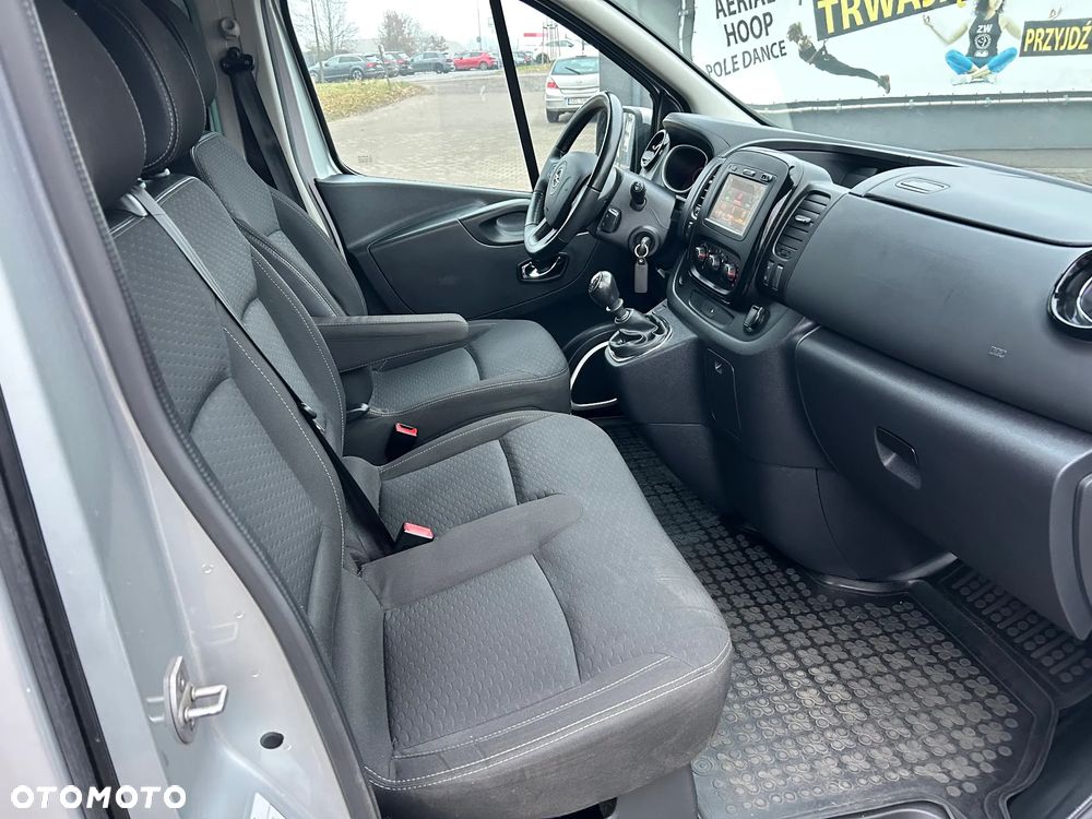Opel Vivaro L2H1 2,9t Elegance Business - 7