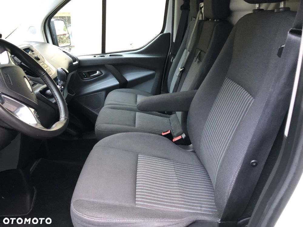 Ford Tranzit custom - 16