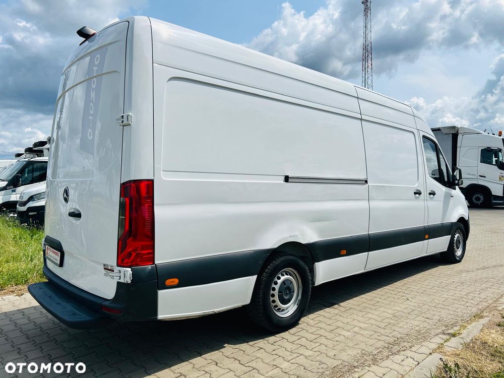 Mercedes-Benz Sprinter - 7