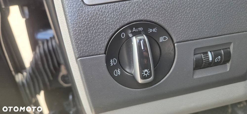 Volkswagen Transporter t5 - 35