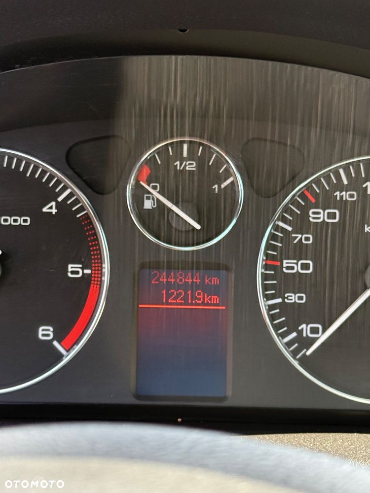 Peugeot 407 2.0 HDi Premium - 13