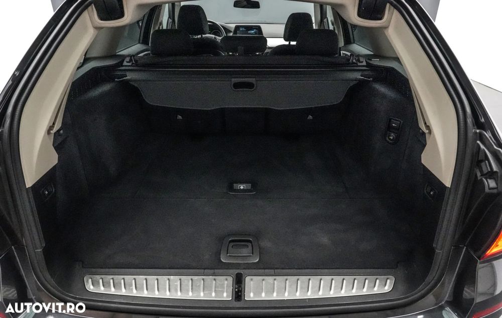 BMW Seria 5 520d AT - 24