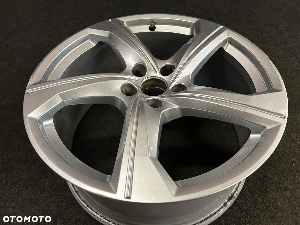 Alufelga Audi A6 C8 19 cali 5x112 1szt. 4K0601025AJ - 2