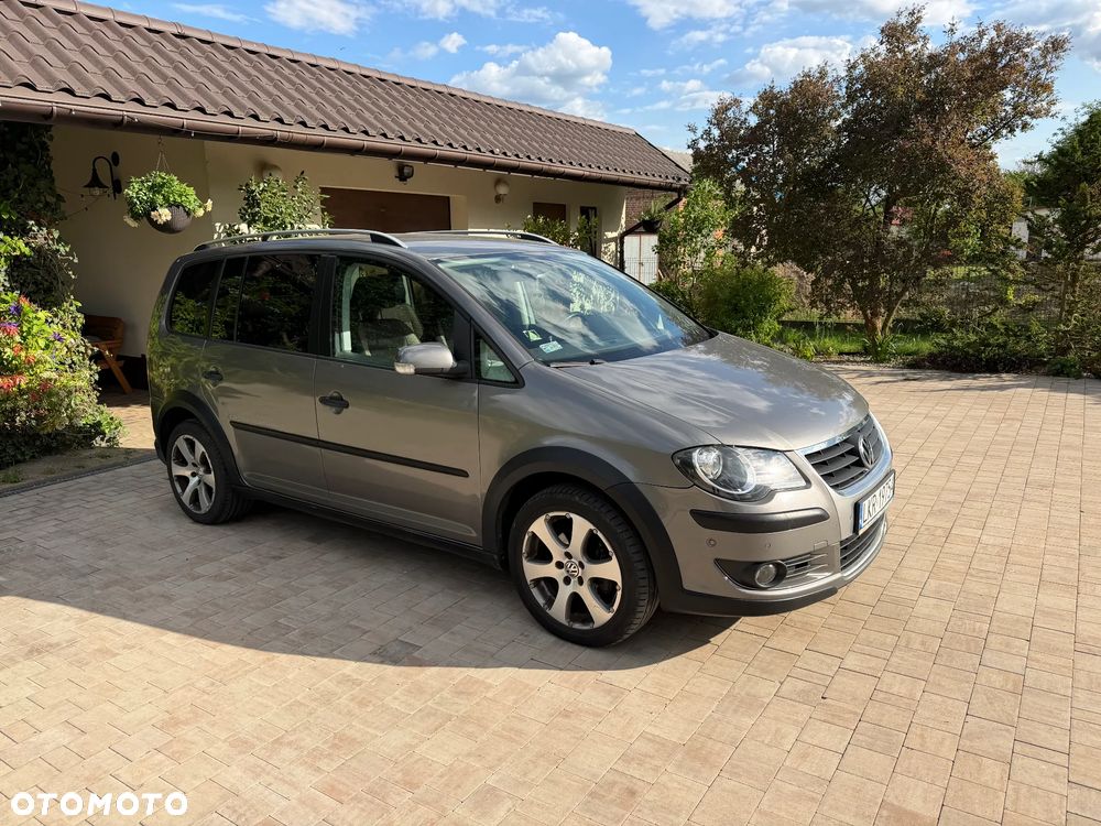Volkswagen Touran 1.9 TDI DPF Cross - 3