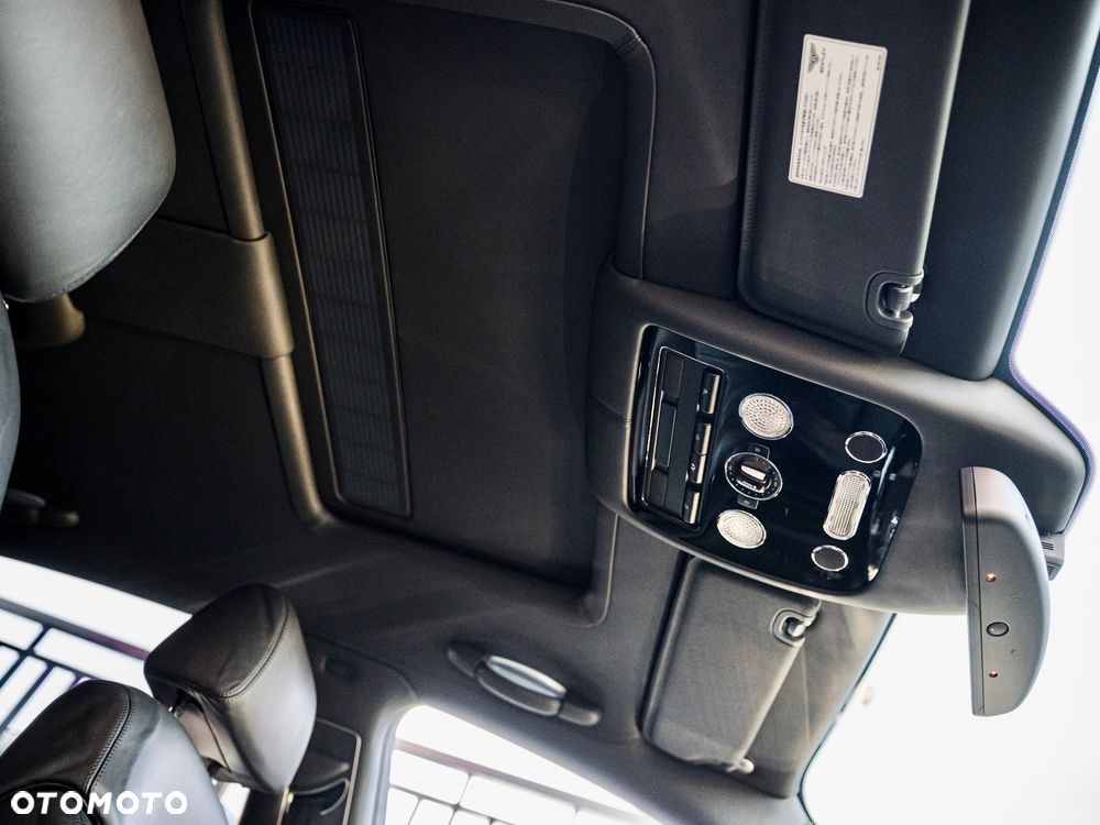 Bentley Flying Spur - 34