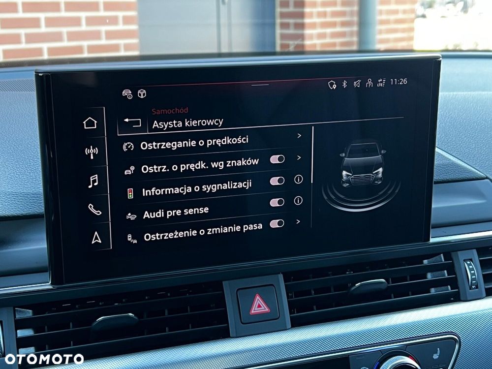 Audi A4 Limousine - 32