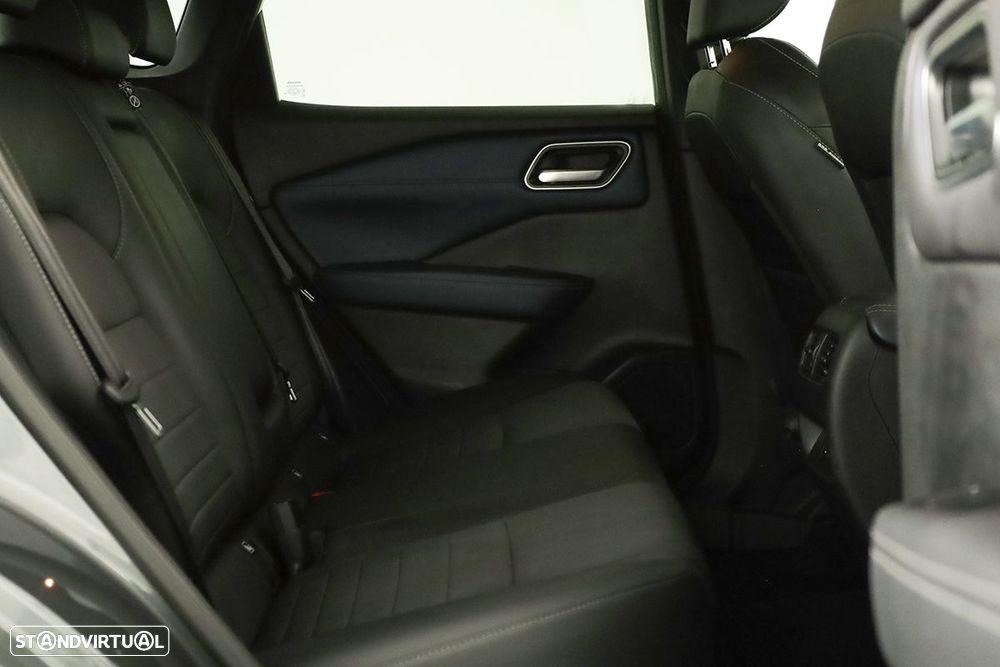 Nissan Qashqai 1.3 DIG-T Tekna - 22